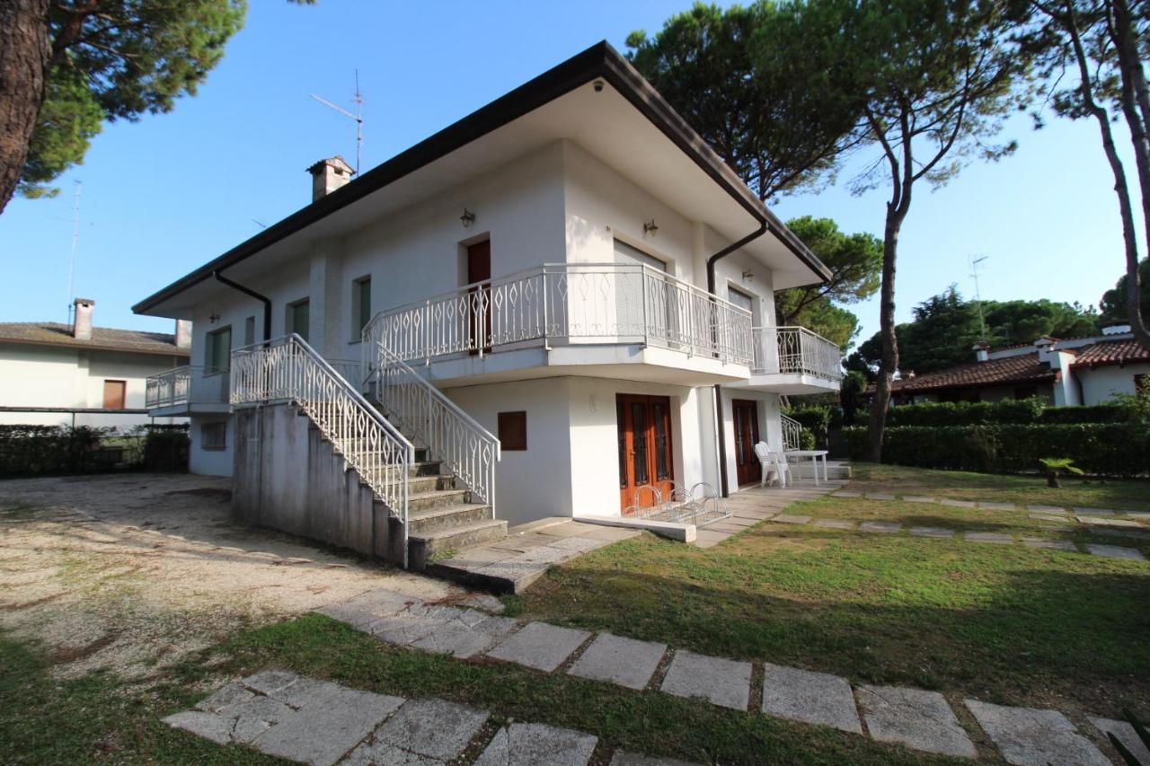 Villa Marisa Lignano Sabbiadoro Exterior foto